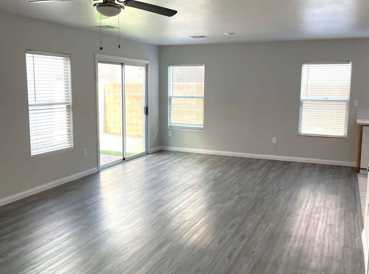 7313 Ribbon Ridge Ave - Photo 2 of 13