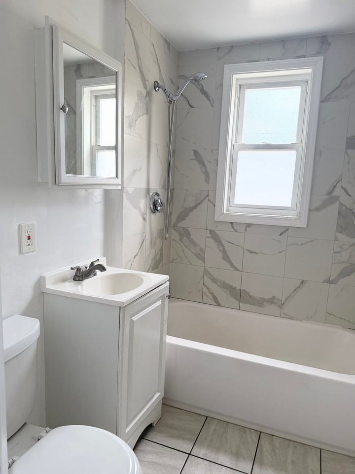 12 Fairmont Pl - Photo 2 of 8