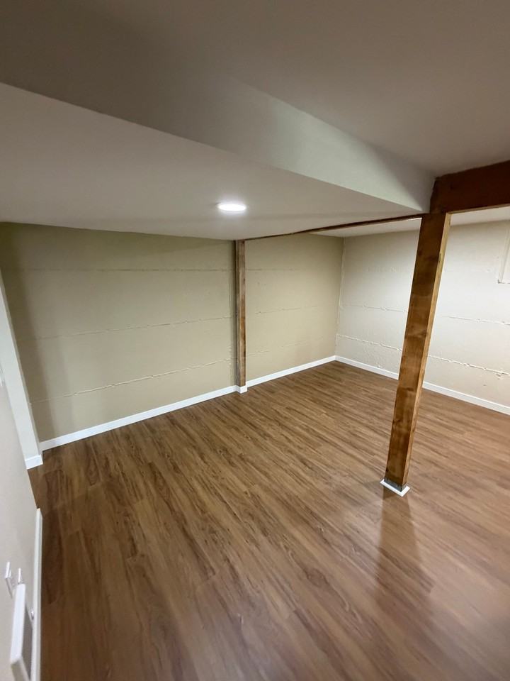 19227 40th Ave Nw #BS - Photo 5 of 11