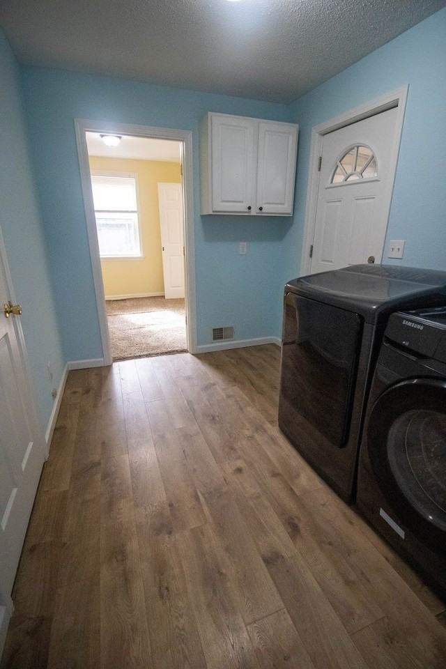 4123 Lakeman St - Photo 4 of 11