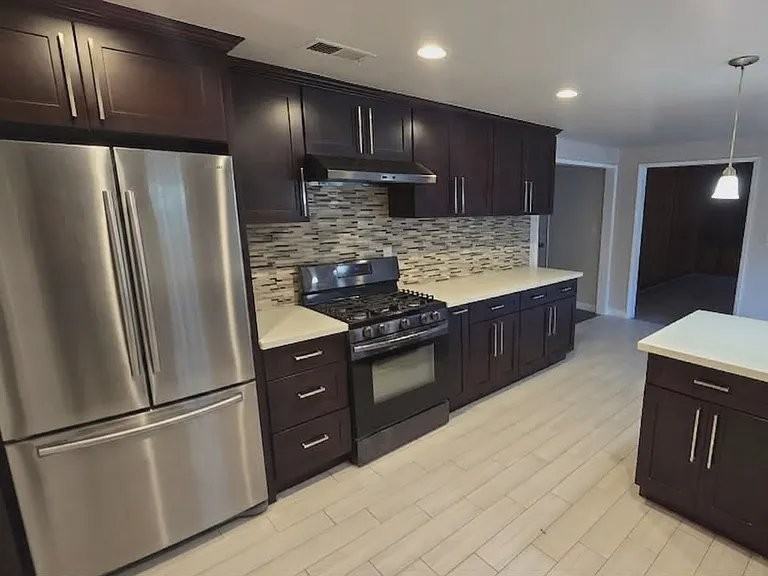 740 Katherine Ln - Photo 4 of 5