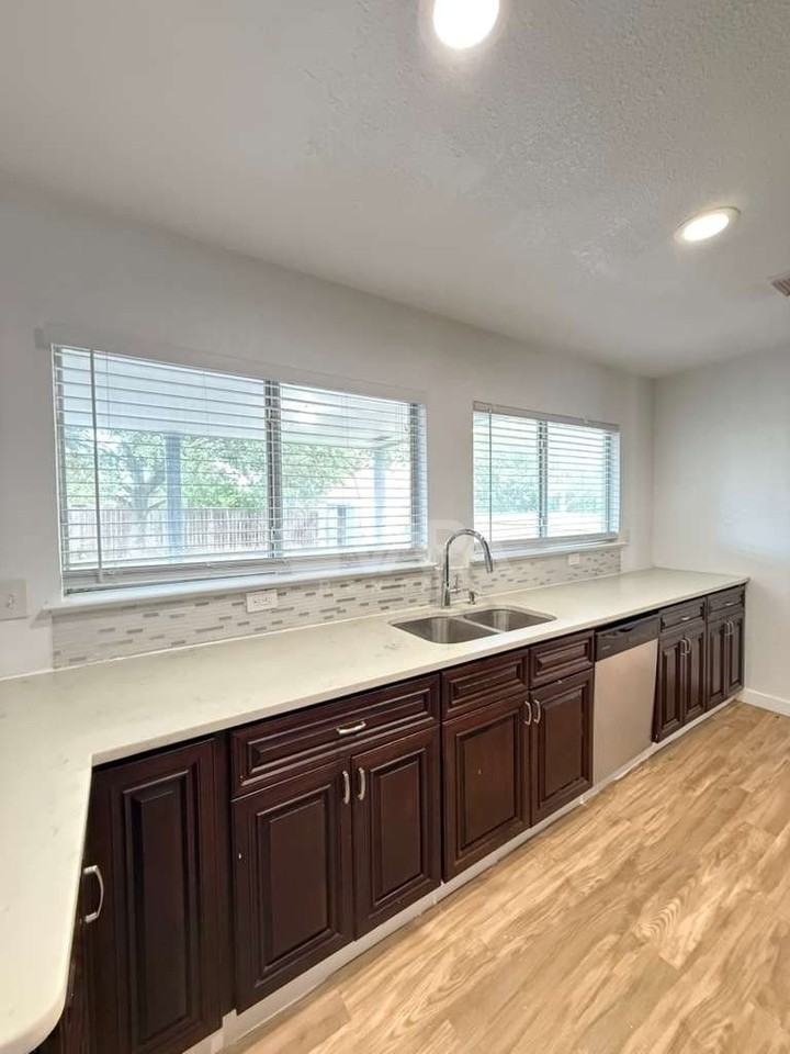 806 Meadow Scape - Photo 6 of 20