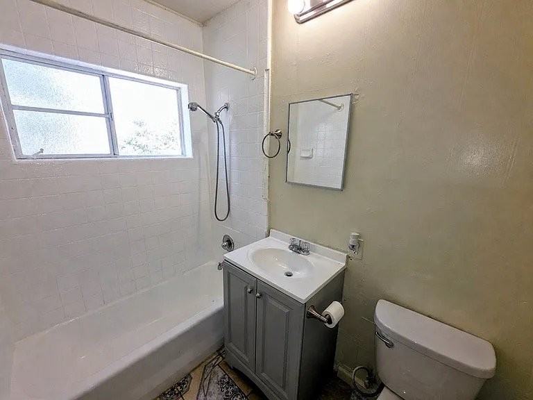 5948 Elmwood Rd - Photo 2 of 6