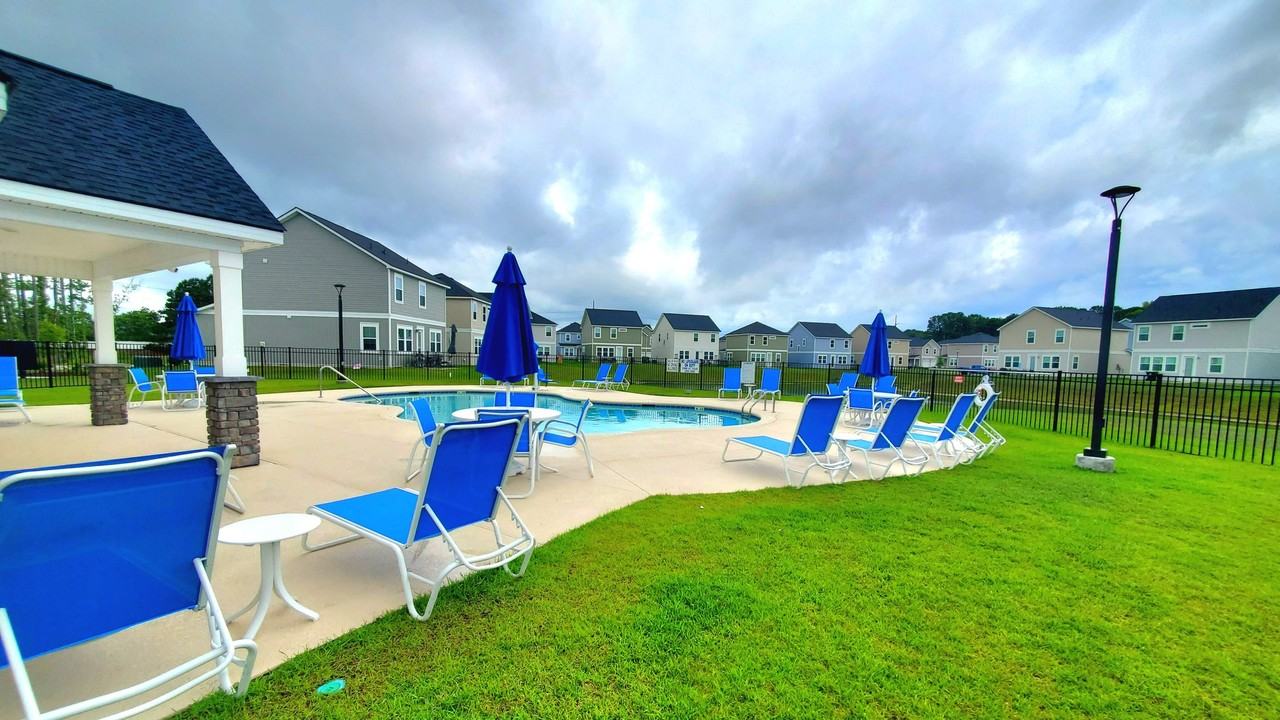 174 Cypress Hollow Dr - Photo 2 of 20