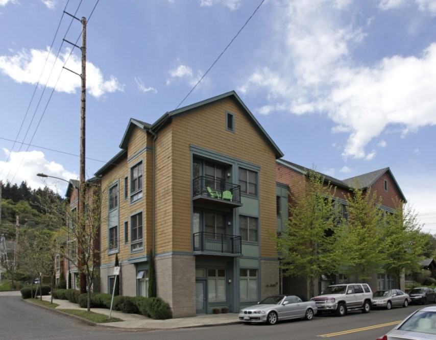 3535 S Corbett Ave #301