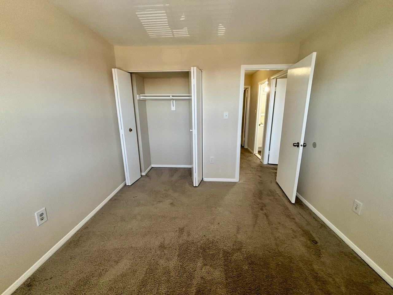 24 Laurence Brooke Rd - Photo 6 of 17