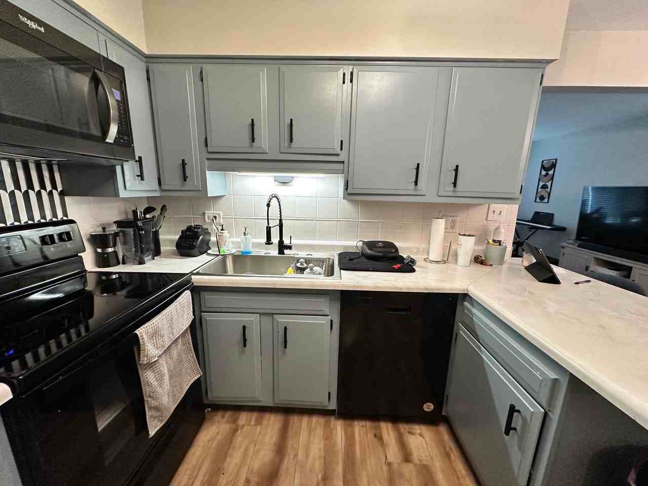 4516 Park Ave #1S - Photo 2 of 16