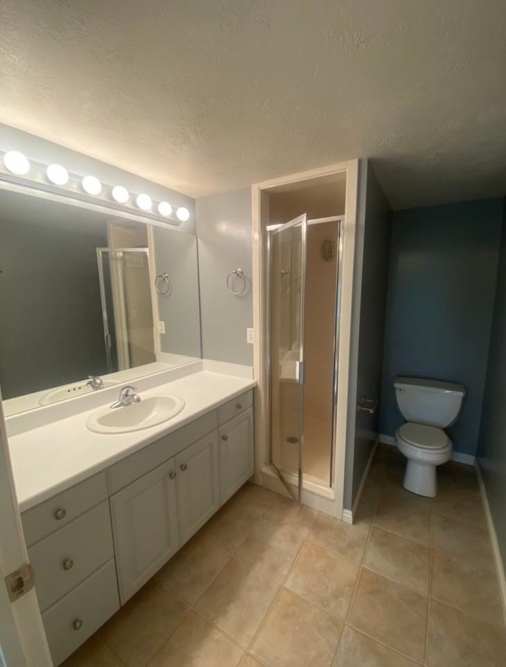 8134 Cottonwood Hills Ct - Photo 6 of 9