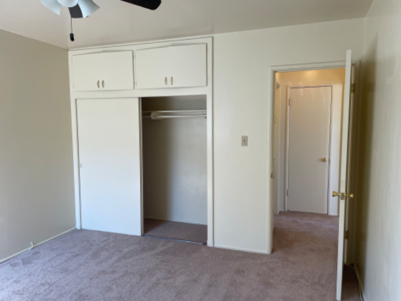 211 W Fairview Ave - Photo 7 of 7