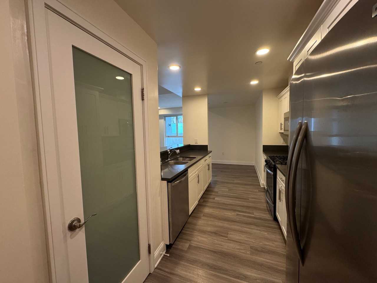14934 Burbank Blvd #102 - Photo 3 of 20