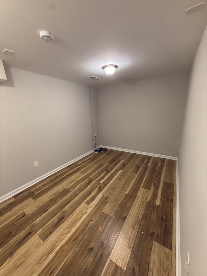 16707 Chowning Ct - Photo 5 of 30