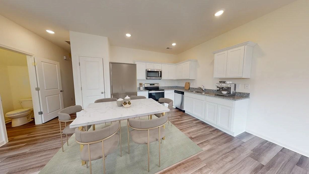 2633 Westell Way - Photo 3 of 5