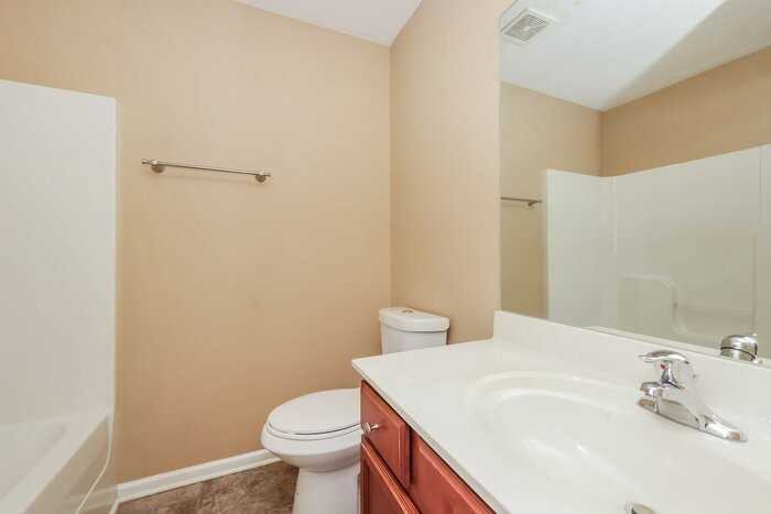 305 Sarna Dr - Photo 3 of 13