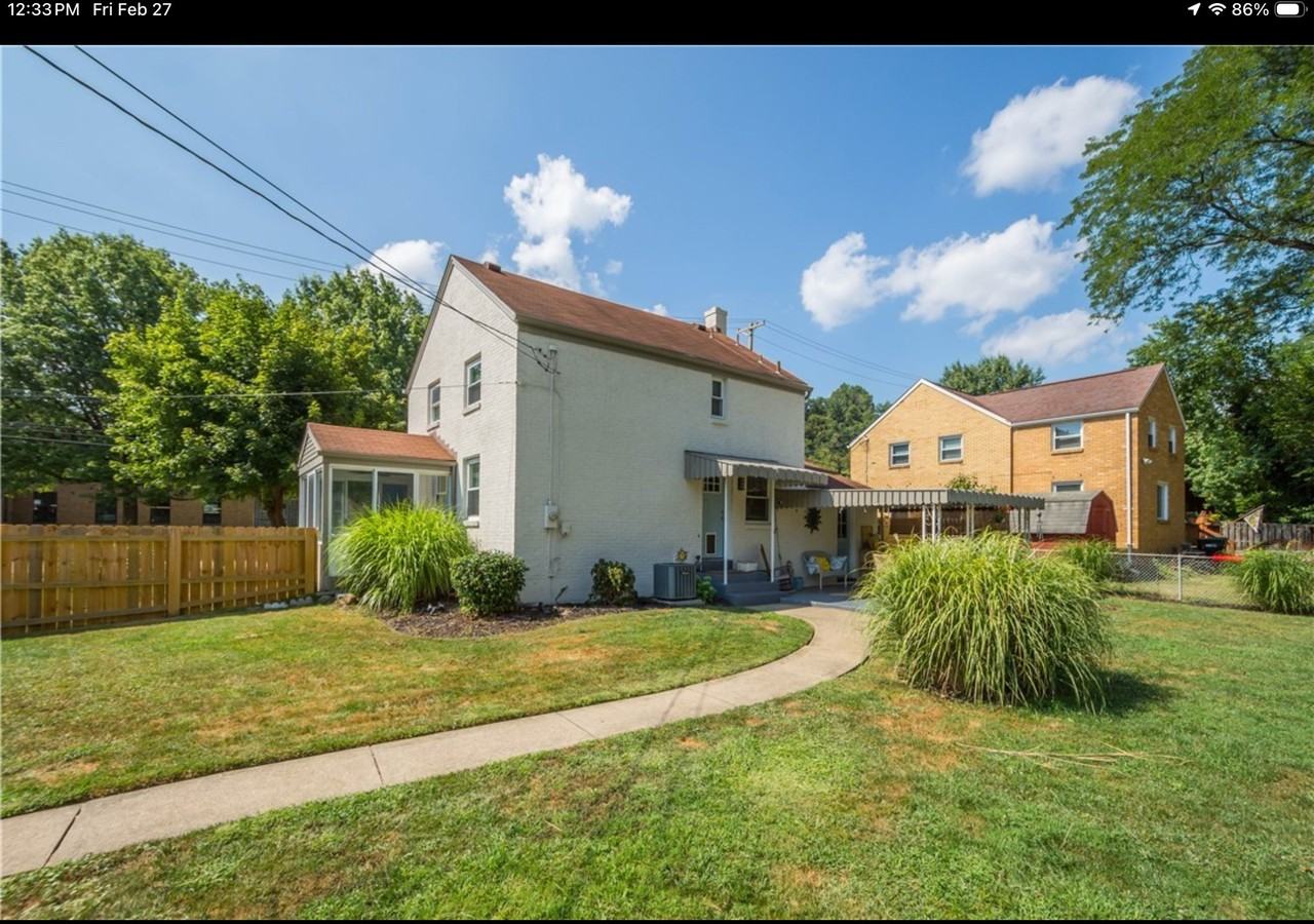 200 Fox Chapel Rd - Photo 3 of 13
