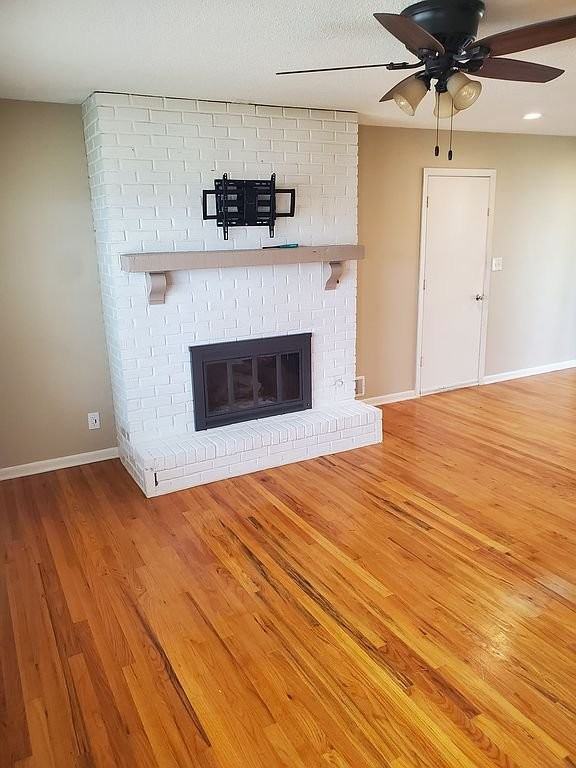 3200 Ne 66th Ter - Photo 3 of 19