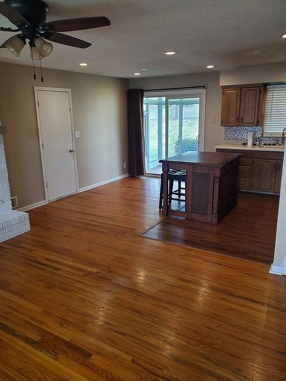 3200 Ne 66th Ter - Photo 4 of 19