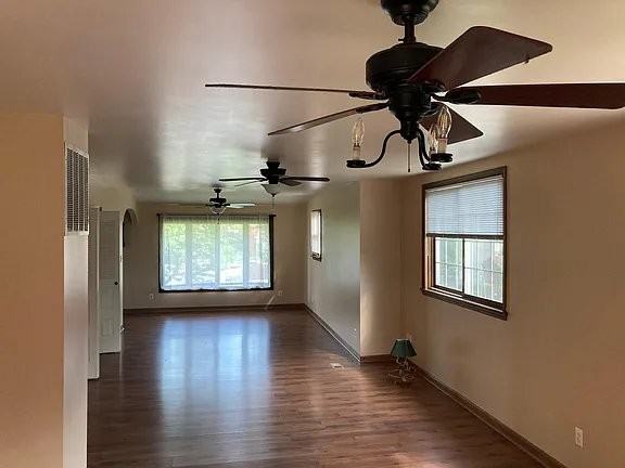5913 Sefton Ave - Photo 2 of 5