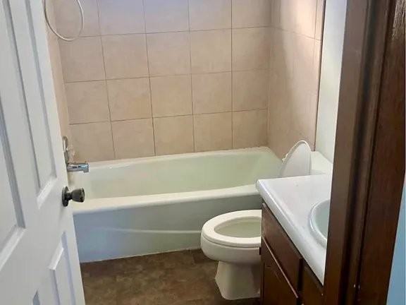 406 Cross St - Photo 2 of 7