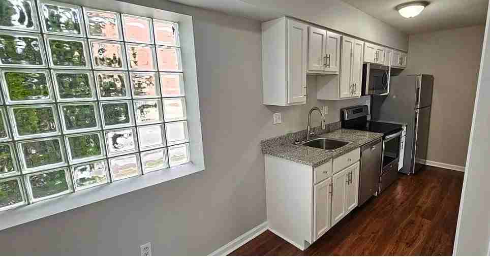 204 Cherry St #5 - Photo 2 of 13