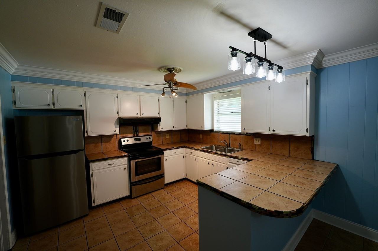 713 E Rome St - Photo 4 of 5