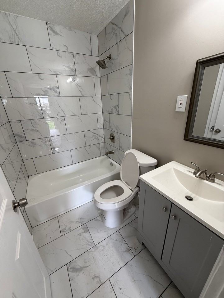 935 Isabelle St - Photo 7 of 13