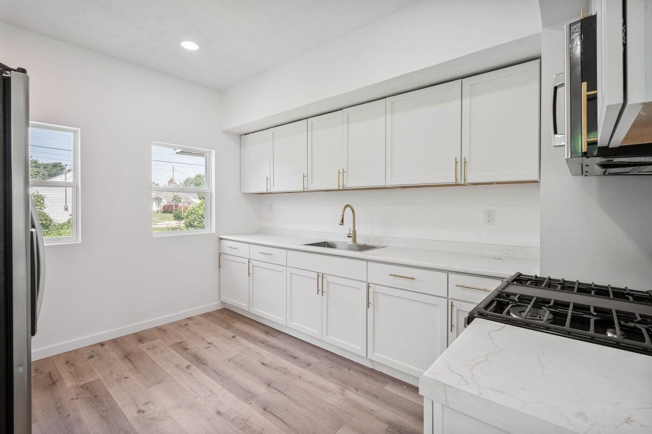 1009 N Indiana Ave - Photo 7 of 15