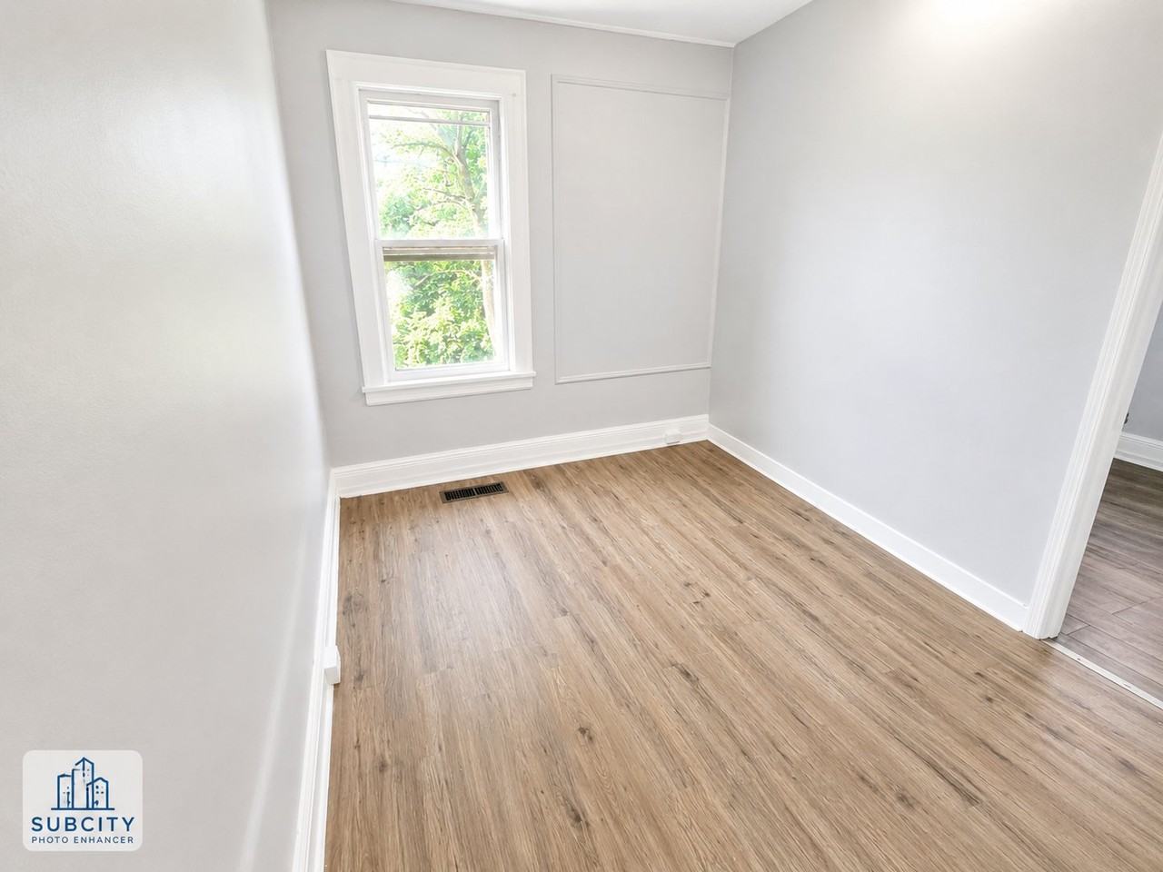 310 Park Ave #4C - Photo 3 of 7
