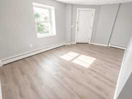 featured image of 275 Vreeland Ave #764