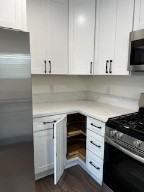 930 Redondo Ave #NA - Photo 2 of 17
