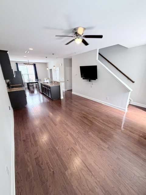 10229 Halston Cir - Photo 4 of 22