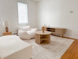 1430 Irving Ave N - Photo 1 of 1
