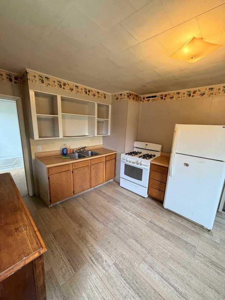 256 Ely St #3 - Photo 4 of 16