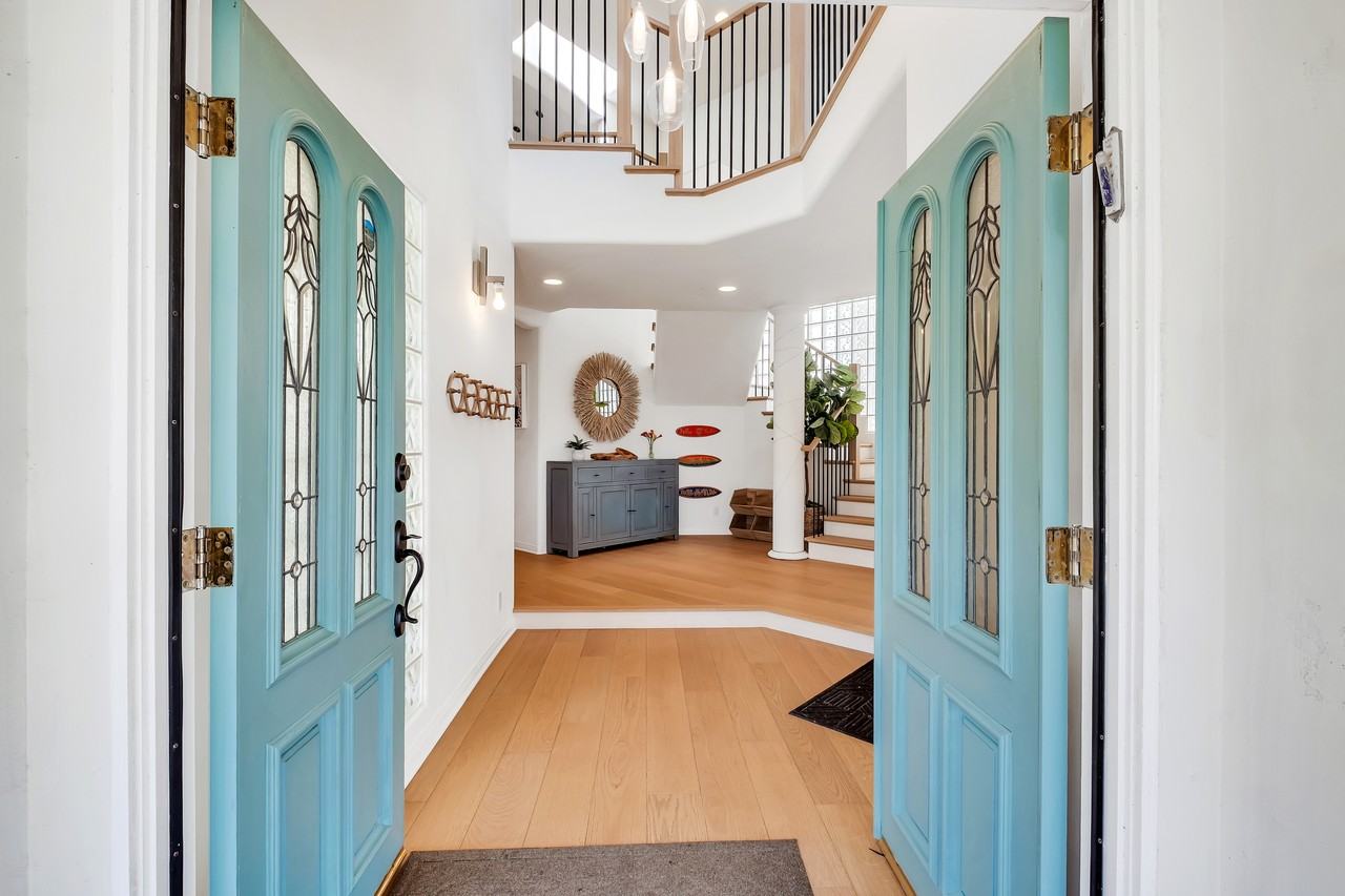 1021 Avenue D #NA - Photo 3 of 27