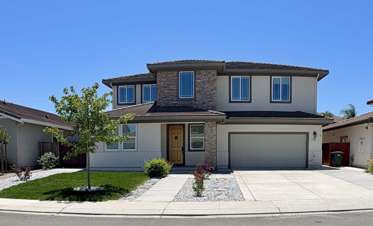 809 Bluestone Dr #NA - Photo 2 of 8