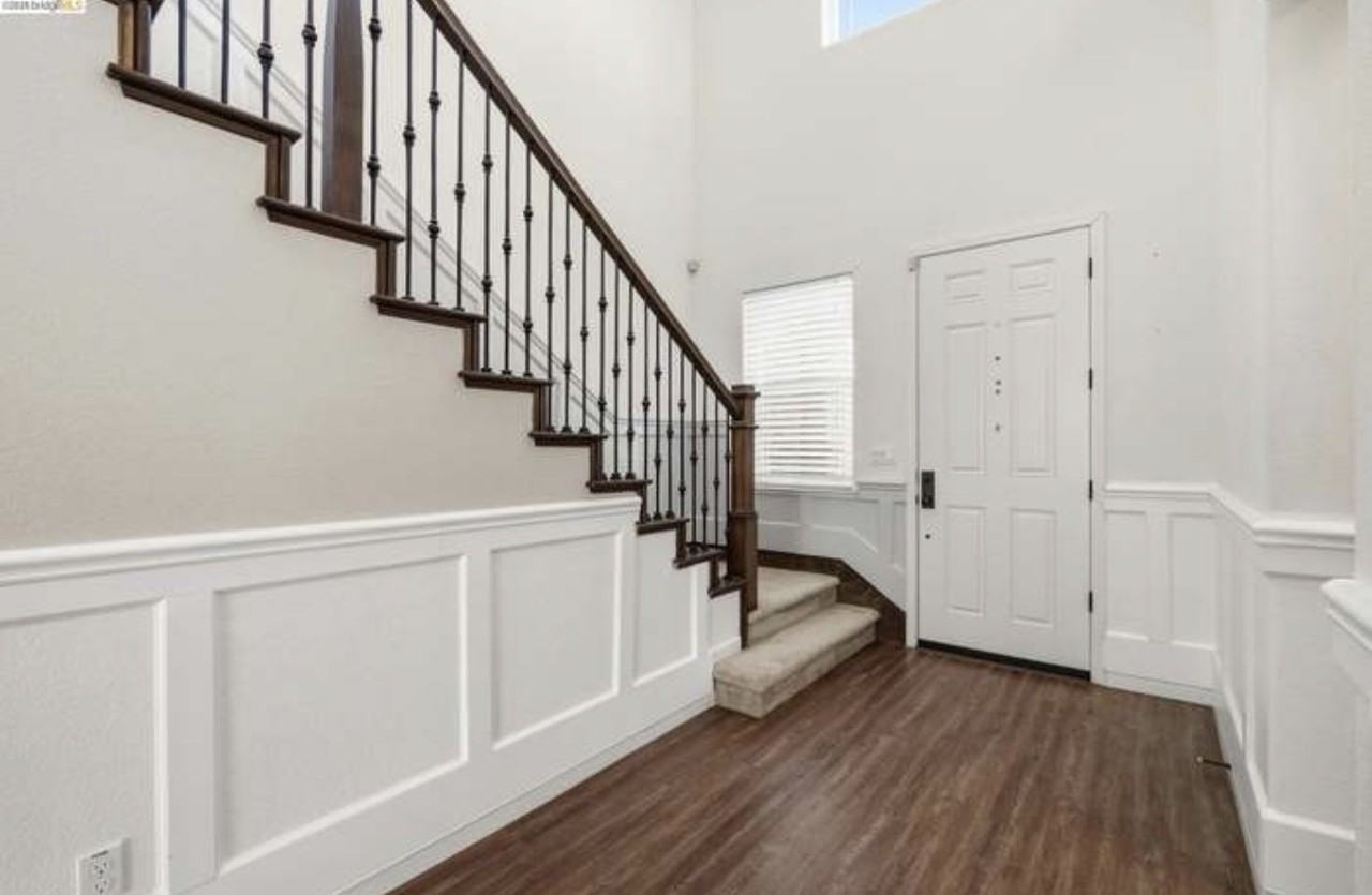 809 Bluestone Dr #NA - Photo 3 of 8