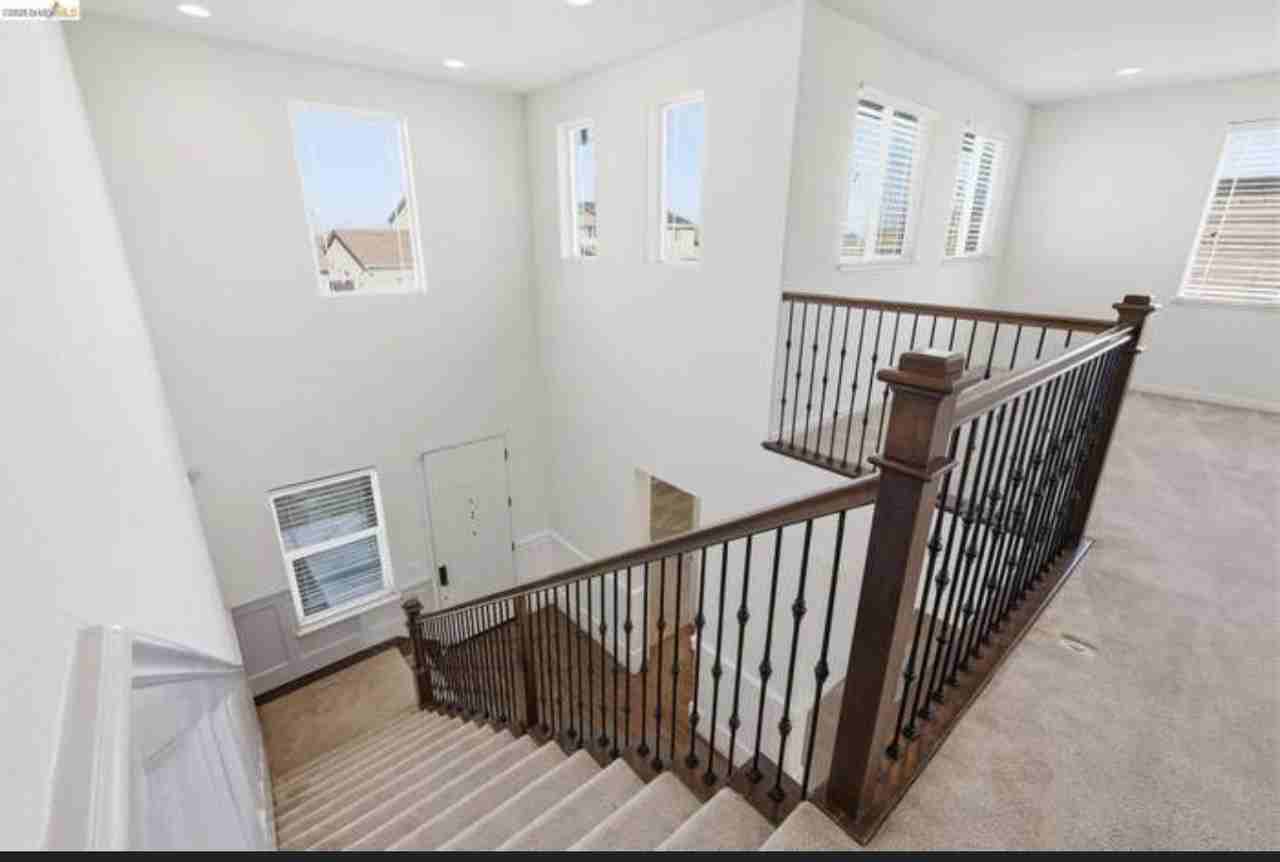 809 Bluestone Dr #NA - Photo 4 of 8