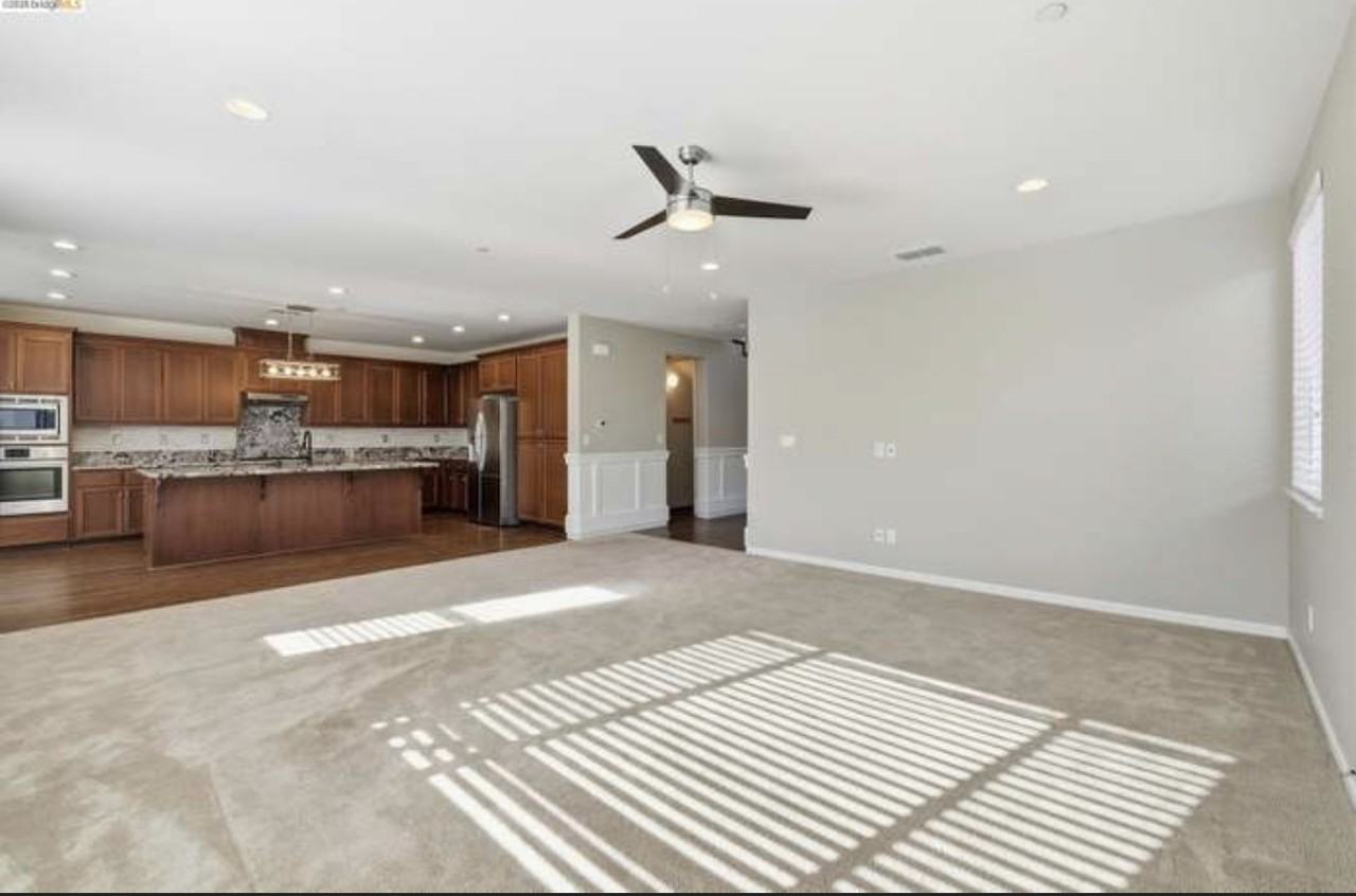 809 Bluestone Dr #NA - Photo 6 of 8