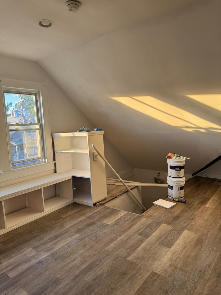 53 Davis Ave #3 - Photo 5 of 7