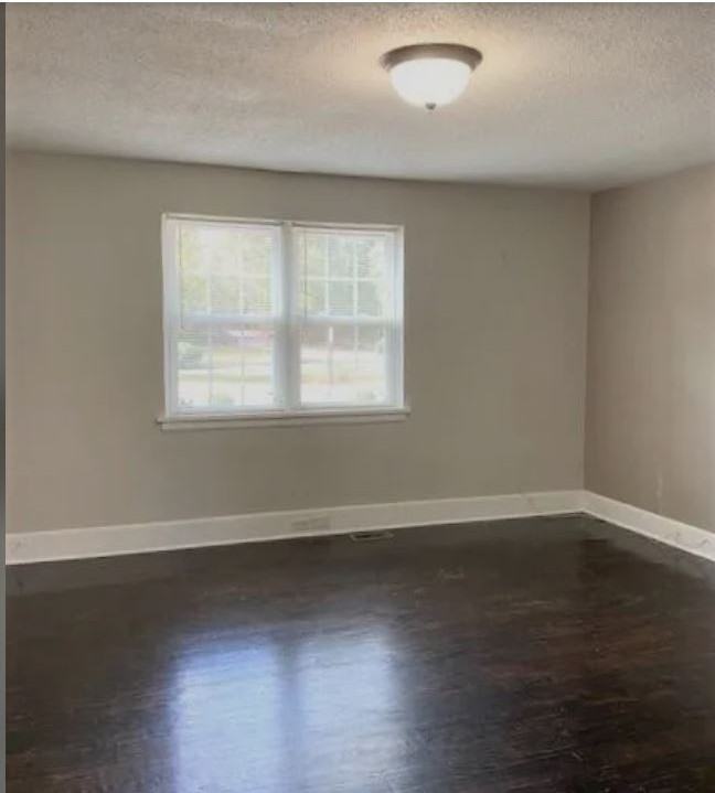 520 3rd St #1 - Photo 5 of 6