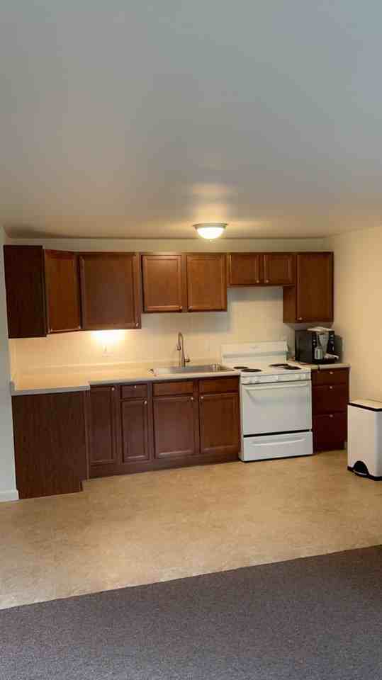 7 Callahan Dr #3 - Photo 3 of 17