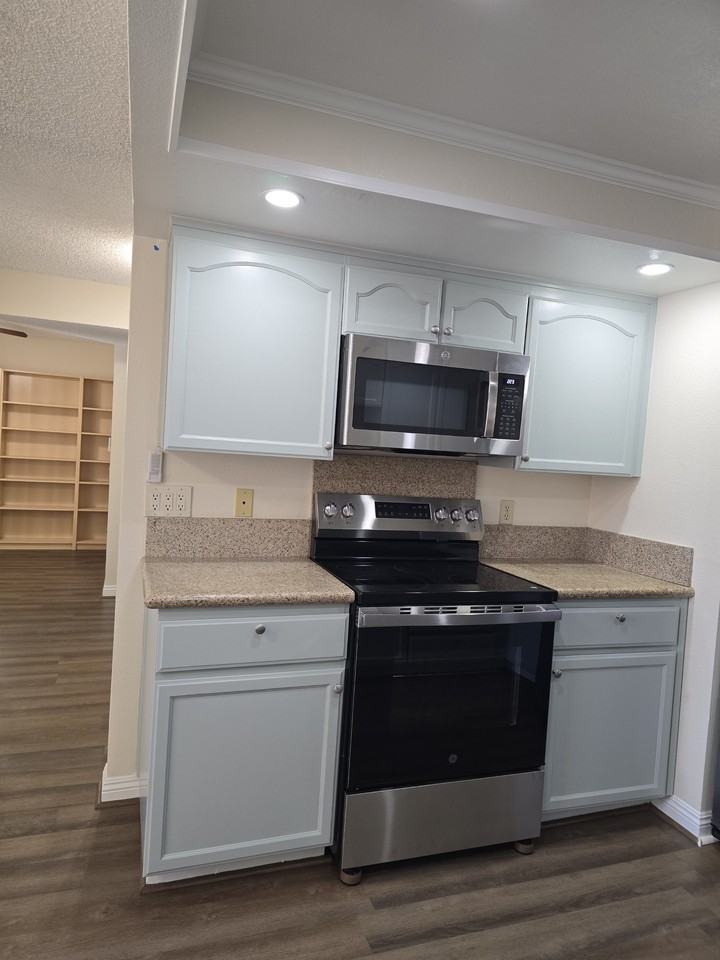 11643 Ash St #NA - Photo 5 of 25