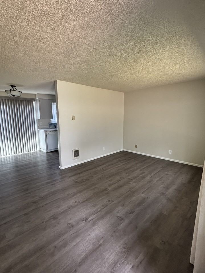 442 S Locust St #NA - Photo 3 of 11
