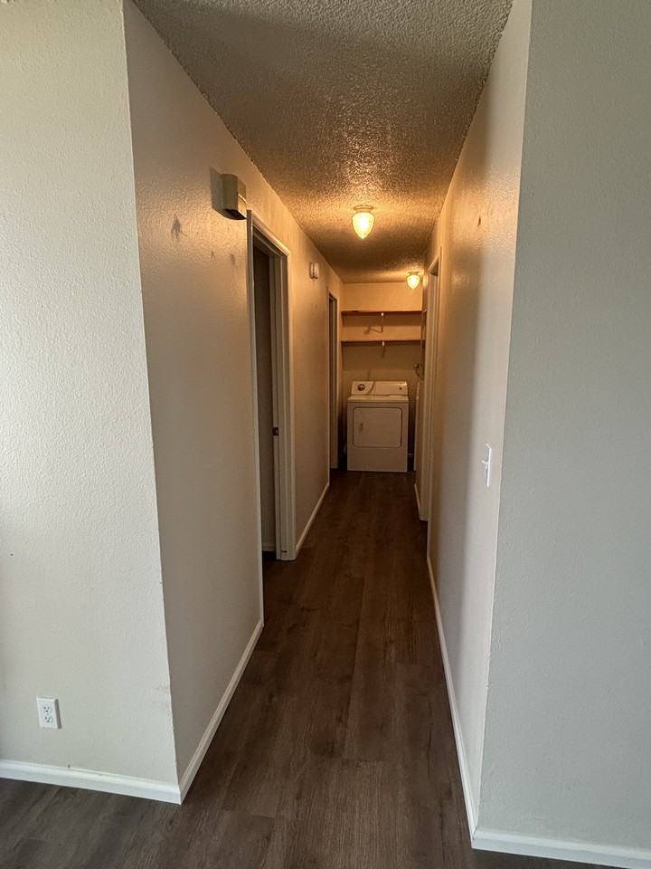 442 S Locust St #NA - Photo 4 of 11