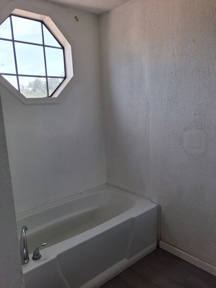 13501 Nutty Brown Rd Apt B #NA - Photo 7 of 14
