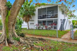 featured image of 1964 Ne 172nd St