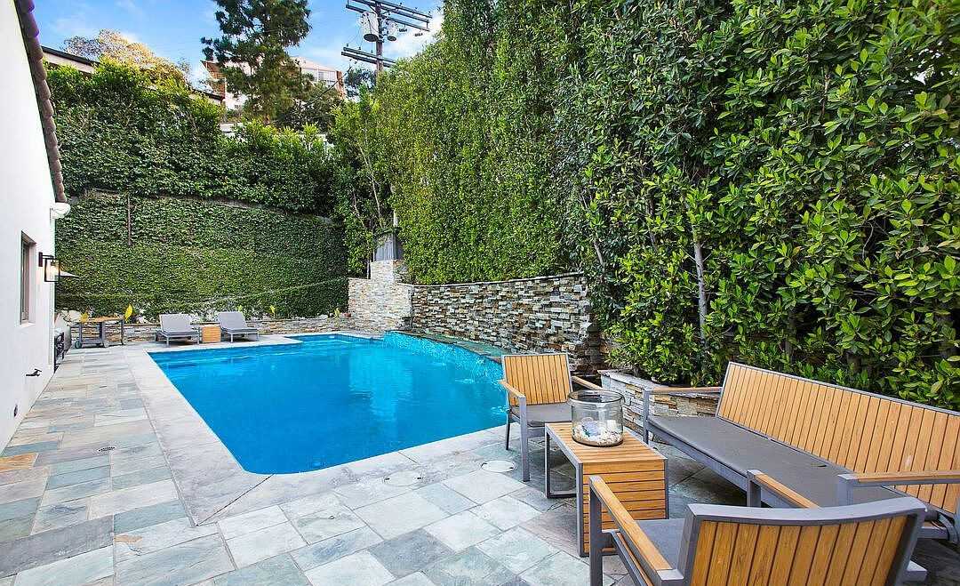 1655 N Crescent Heights Blvd #NA - Photo 7 of 50