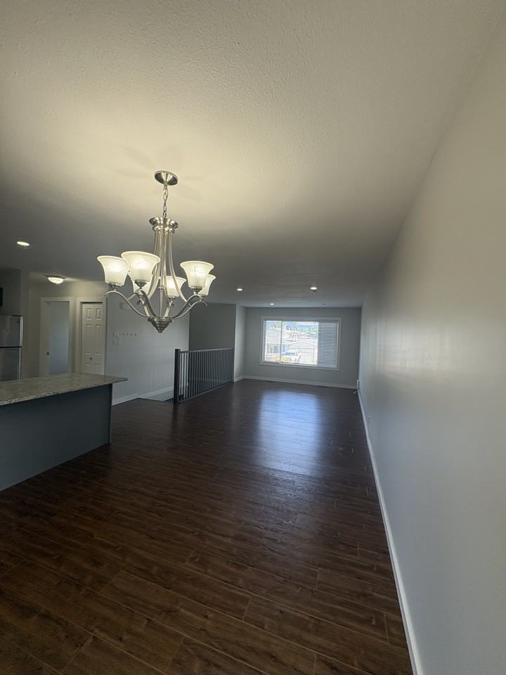 46384 Angela Avenue #A - Photo 5 of 24