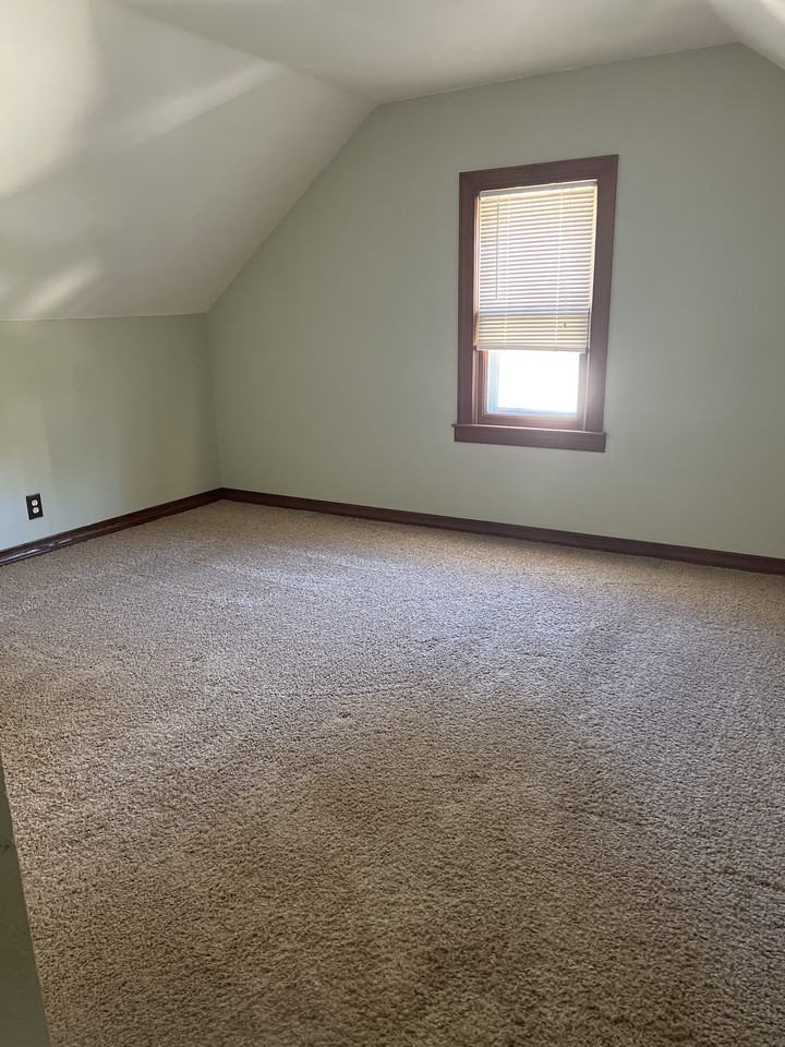 1130 Adelmann Ave #NA - Photo 6 of 10