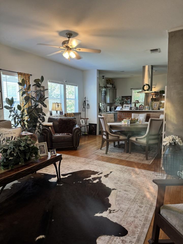 205 W 5th St #NA - Photo 4 of 21