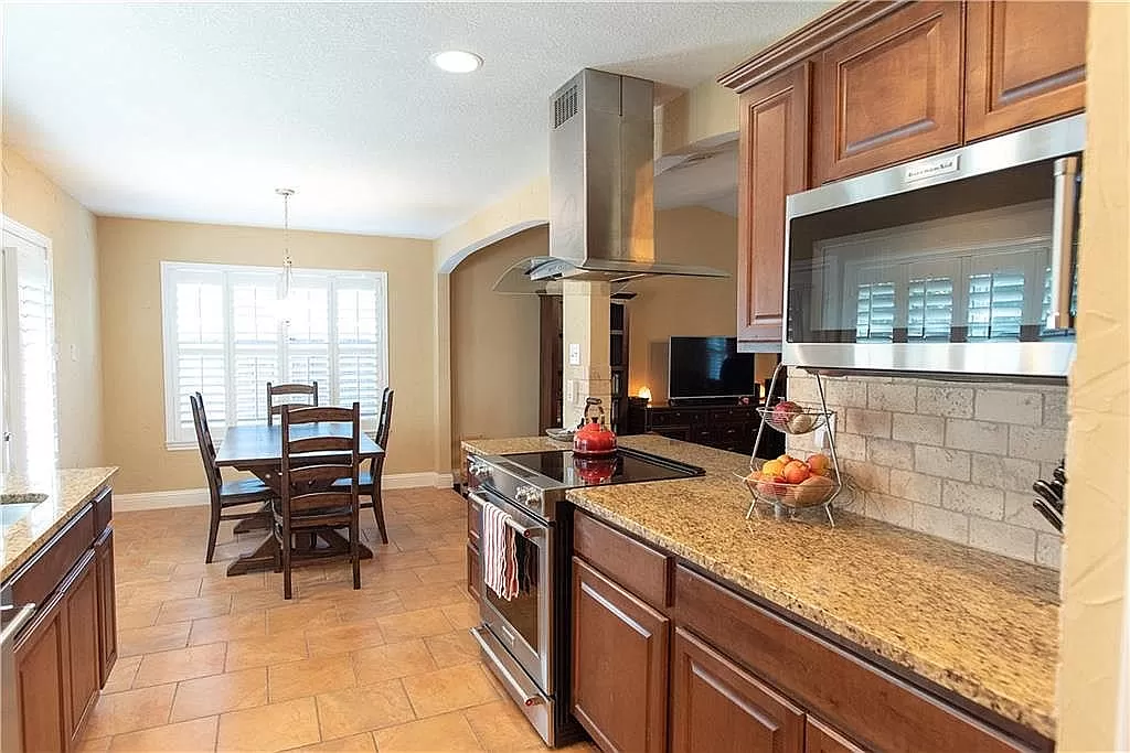 3317 Newkirk Dr #NA - Photo 5 of 21